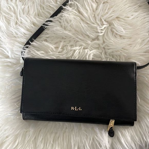 Lauren Ralph Lauren Handbags - ❤️LAUREN RALPH LAUREN CROSSBODY BAG